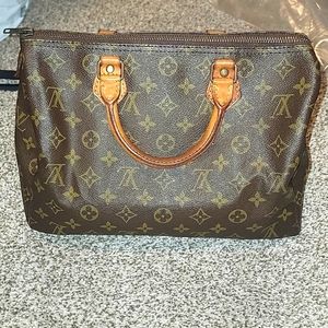 Authentic Louis Vuitton Monogram Speedy 30